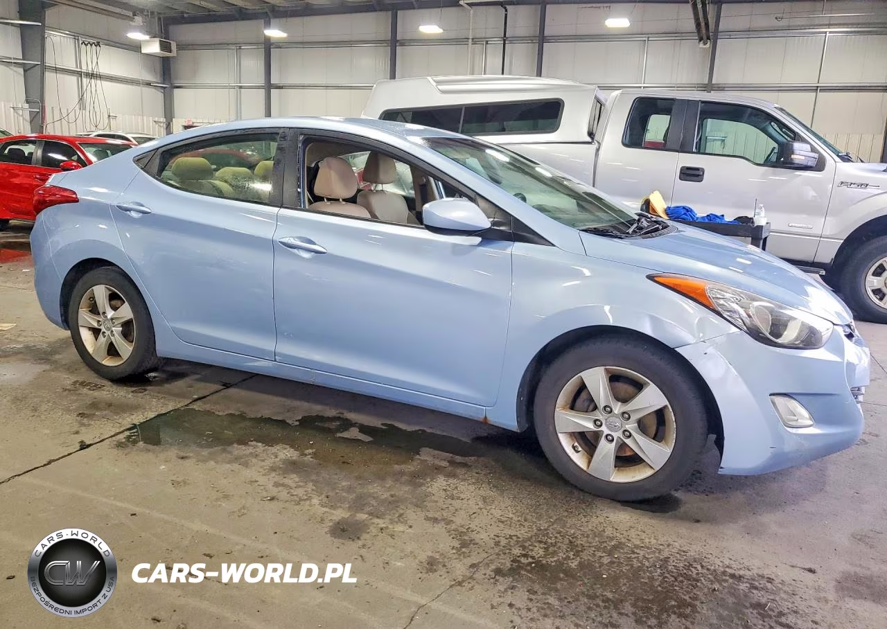 2012 Hyundai Elantra Gls VIN:KMHDH4AE1CU274635 - 4