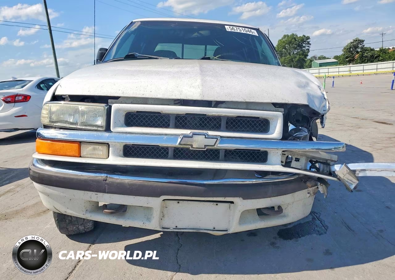 2000 Chevrolet S Truck S10 VIN:1GCCS1954Y8236787 - 5