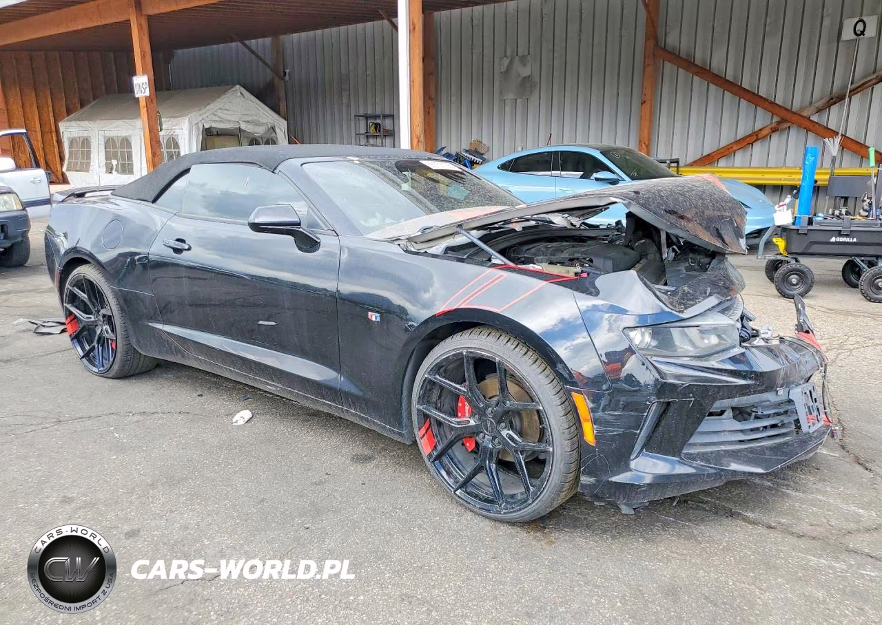 2018 Chevrolet Camaro Lt VIN:1G1FB3DX6J0120540 - 4