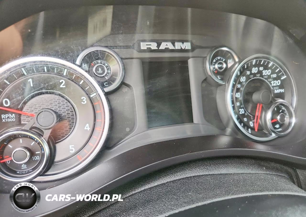 2023 Ram 2500 Tradesman VIN:3C6UR5HL7PG611885 - 9