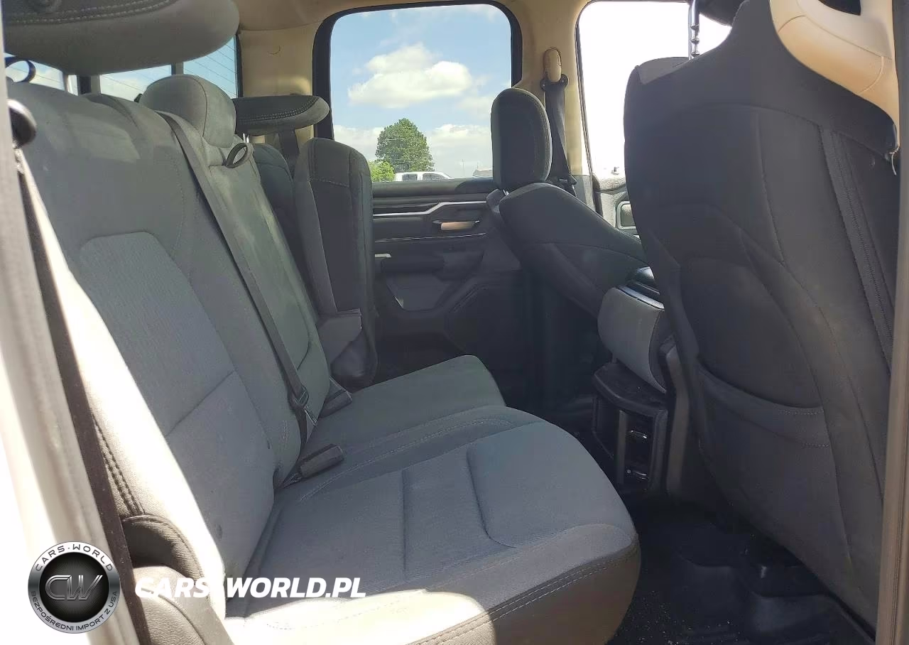2019 Ram 1500 Big Horn VIN:1C6RREBT6KN798275 - 10