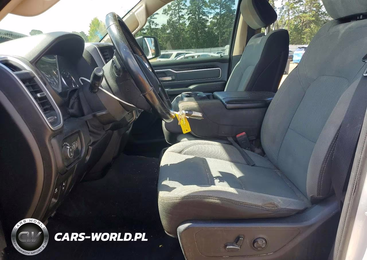 2019 Ram 1500 Big Horn VIN:1C6RREBT6KN798275 - 7