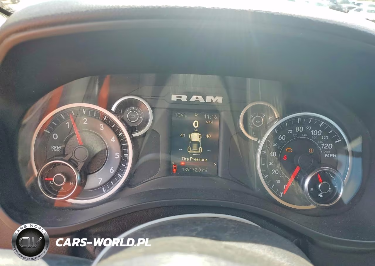 2019 Ram 1500 Big Horn VIN:1C6RREBT6KN798275 - 9