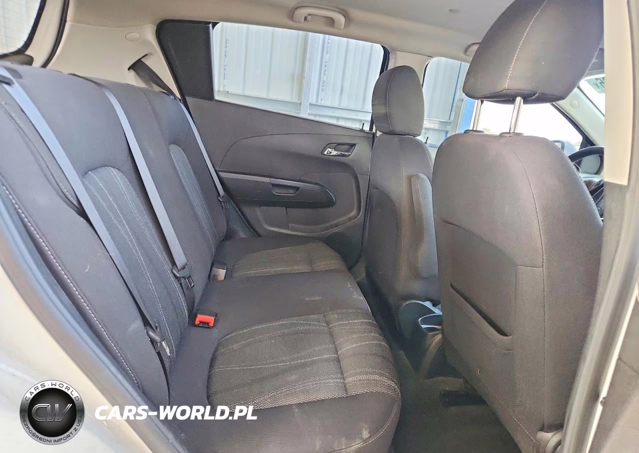 2015 Chevrolet Sonic Lt VIN:1G1JC6SGXF4123369 - 10