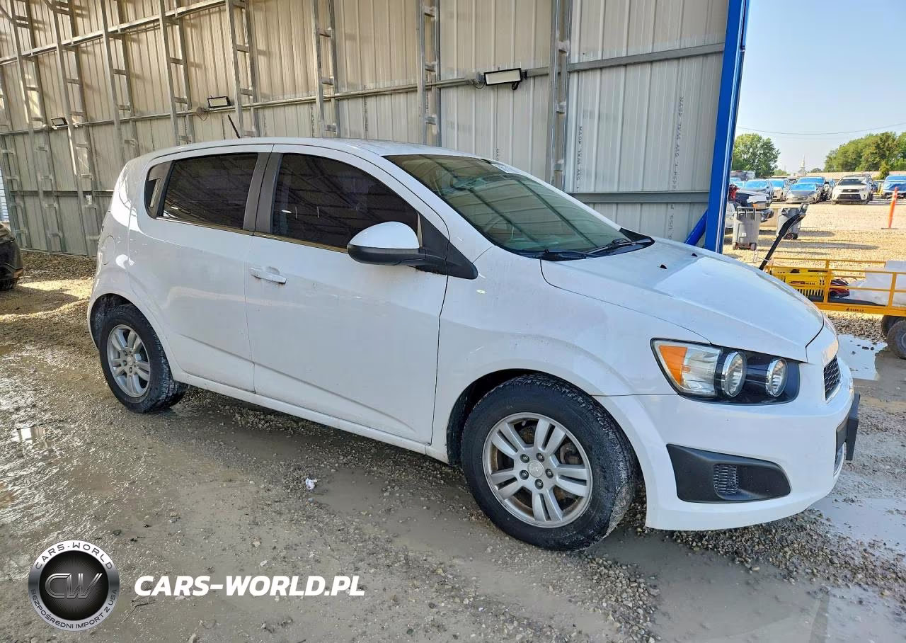 2015 Chevrolet Sonic Lt VIN:1G1JC6SGXF4123369 - 4