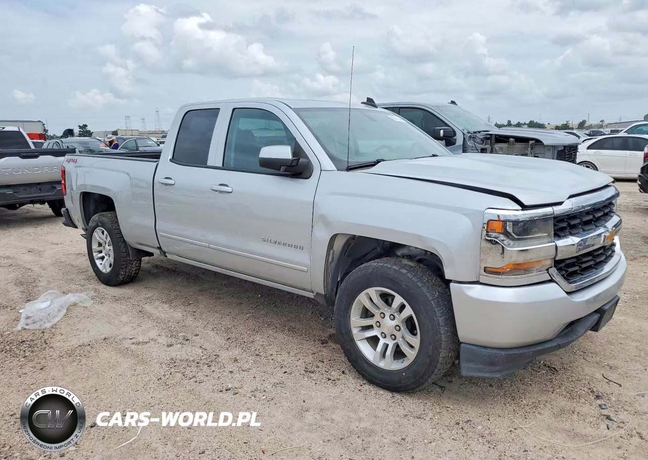 2018 Chevrolet Silverado K1500 Lt VIN:1GCVKREH6JZ287747 - 4