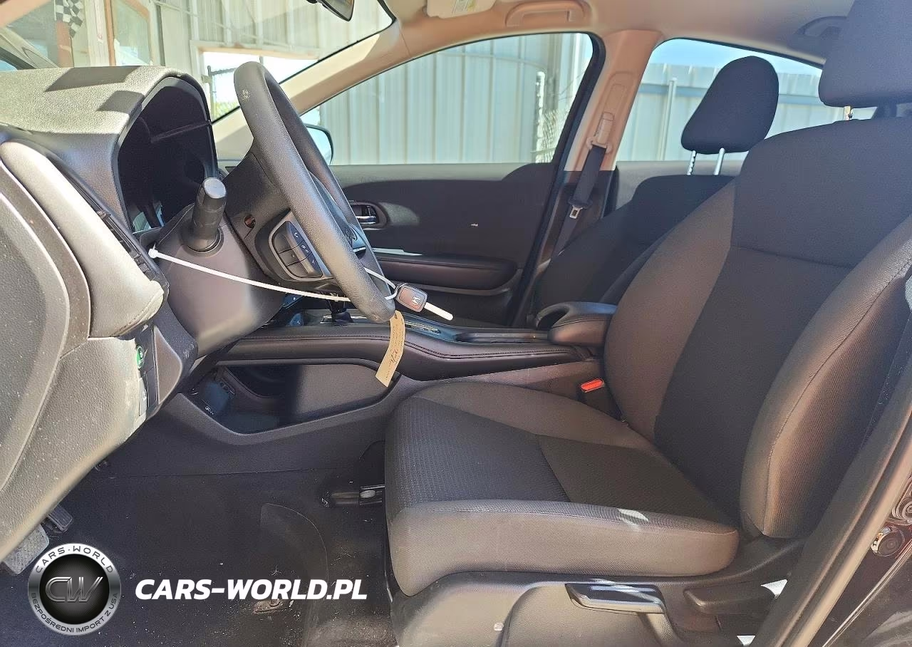 2020 Honda Hr-V Lx VIN:3CZRU6H33LM737847 - 7
