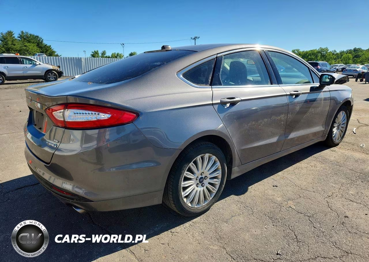 2014 Ford Fusion Se Hybrid VIN:3FA6P0LU1ER349749 - 3
