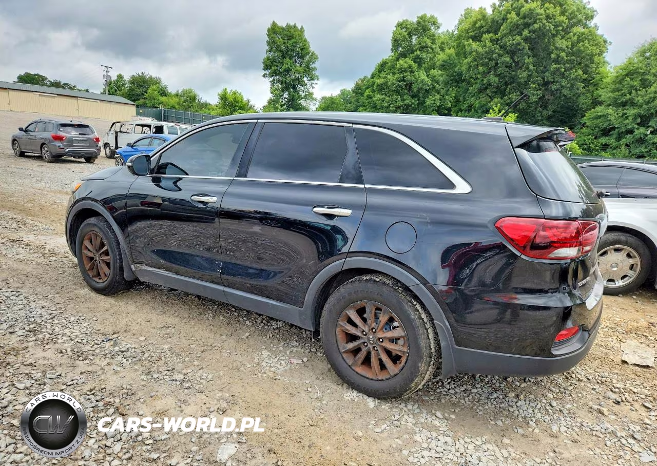 2019 Kia Sorento L VIN:5XYPG4A35KG567540 - 2