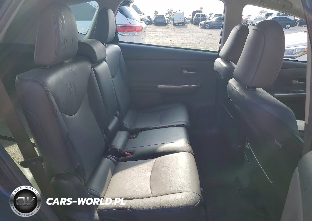 2012 Toyota Prius V Five VIN:JTDZN3EU3C3057057 - 10
