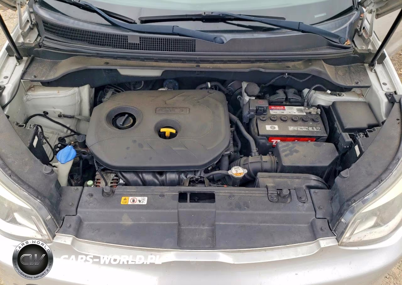 2015 Kia Soul + VIN:KNDJP3A57F7761944 - 12