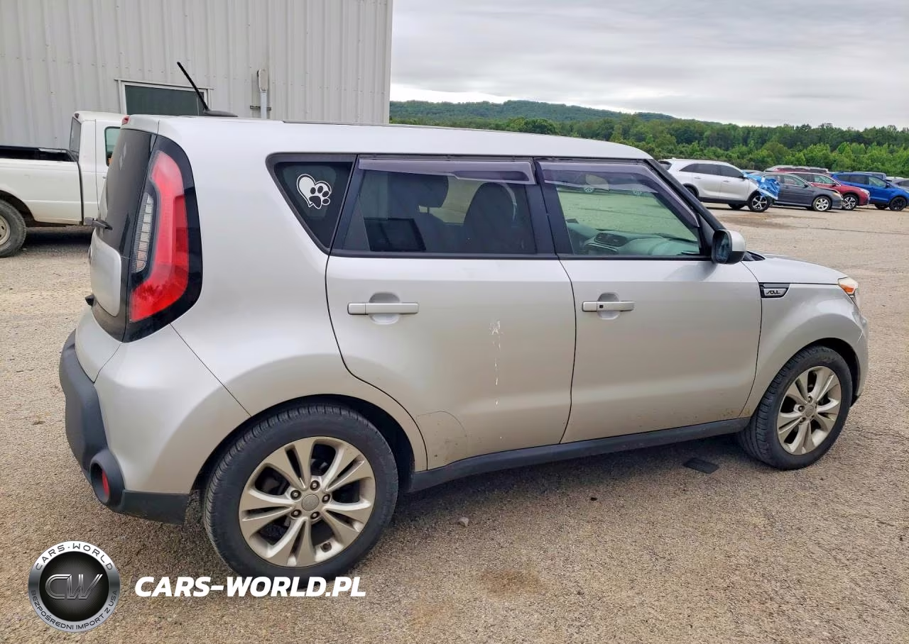 2015 Kia Soul + VIN:KNDJP3A57F7761944 - 3