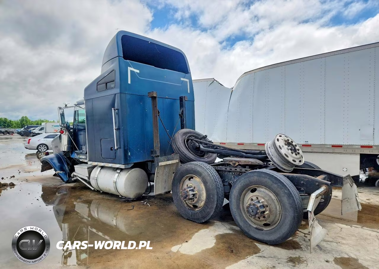 1992 Freightliner Fld120 Semi Truck VIN:2FUPDXYB2NV480797 - 3