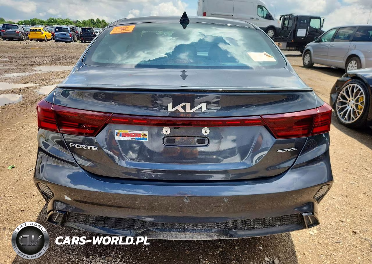 2023 Kia Forte Gt Line VIN:3KPF54ADXPE529977 - 6