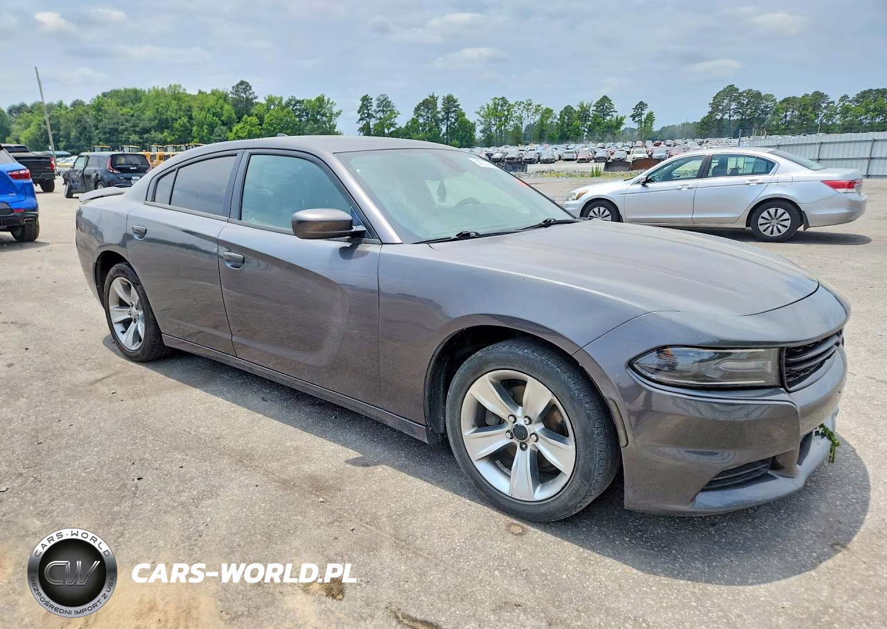 2017 Dodge Charger Sxt VIN:2C3CDXHG7HH510059 - 4