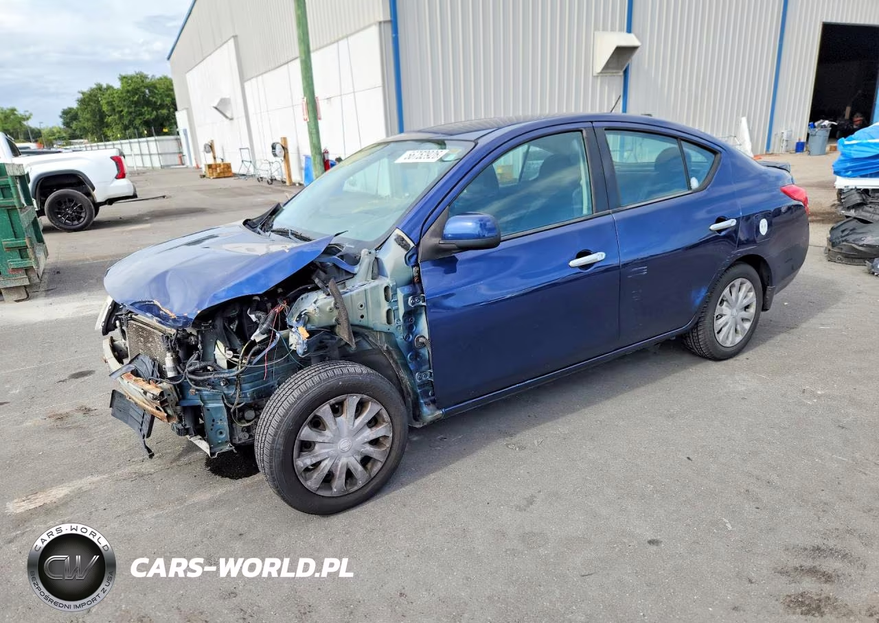 2014 Nissan Versa 1.6 Sv – zdjęcie 1 z 13