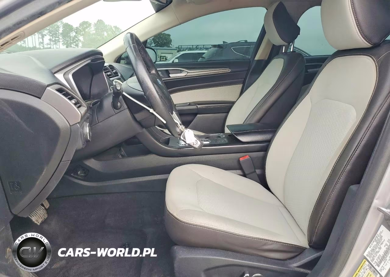 2020 Ford Fusion Se VIN:3FA6P0HD1LR251665 - 7