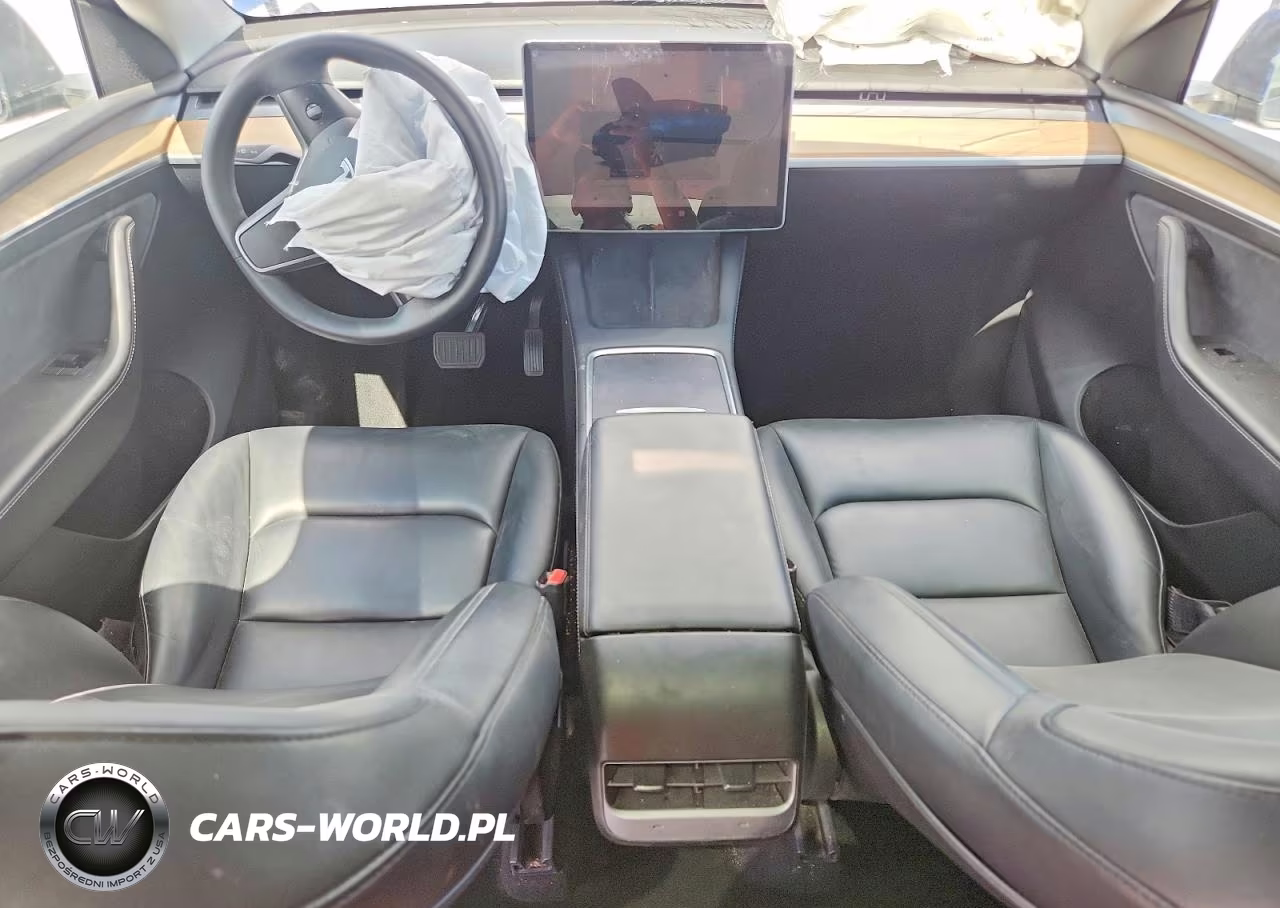 2023 Tesla Model Y VIN:7SAYGDEE7PA063943 - 8