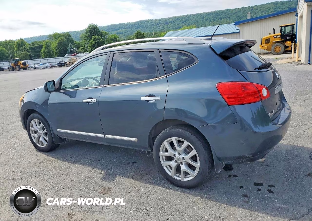 2013 Nissan Rogue S VIN:JN8AS5MV5DW657983 - 2