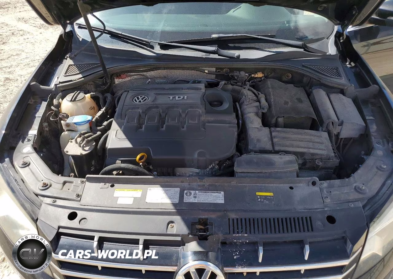 2015 Volkswagen Passat Se VIN:1VWBV7A3XFC093920 - 11