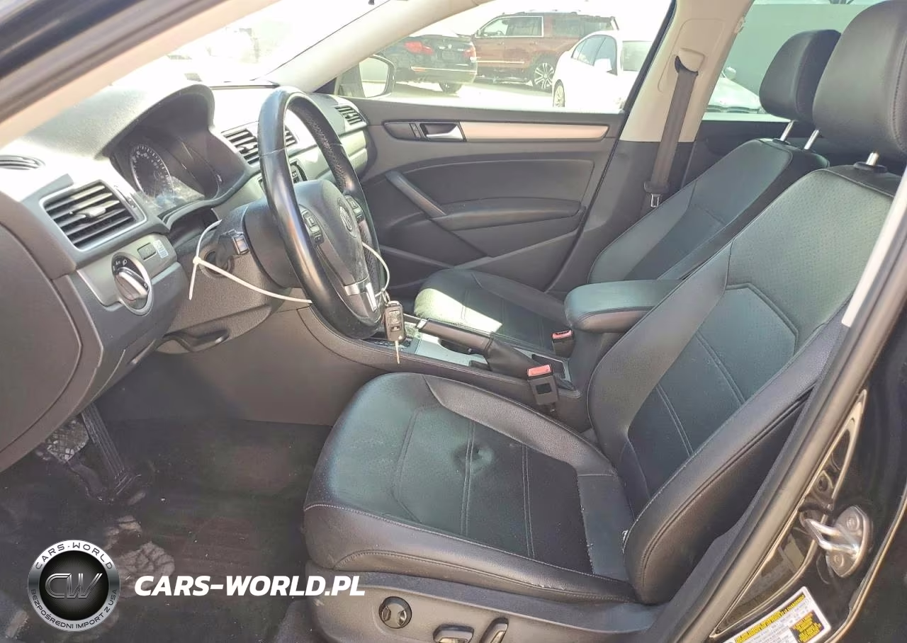 2015 Volkswagen Passat Se VIN:1VWBV7A3XFC093920 - 7