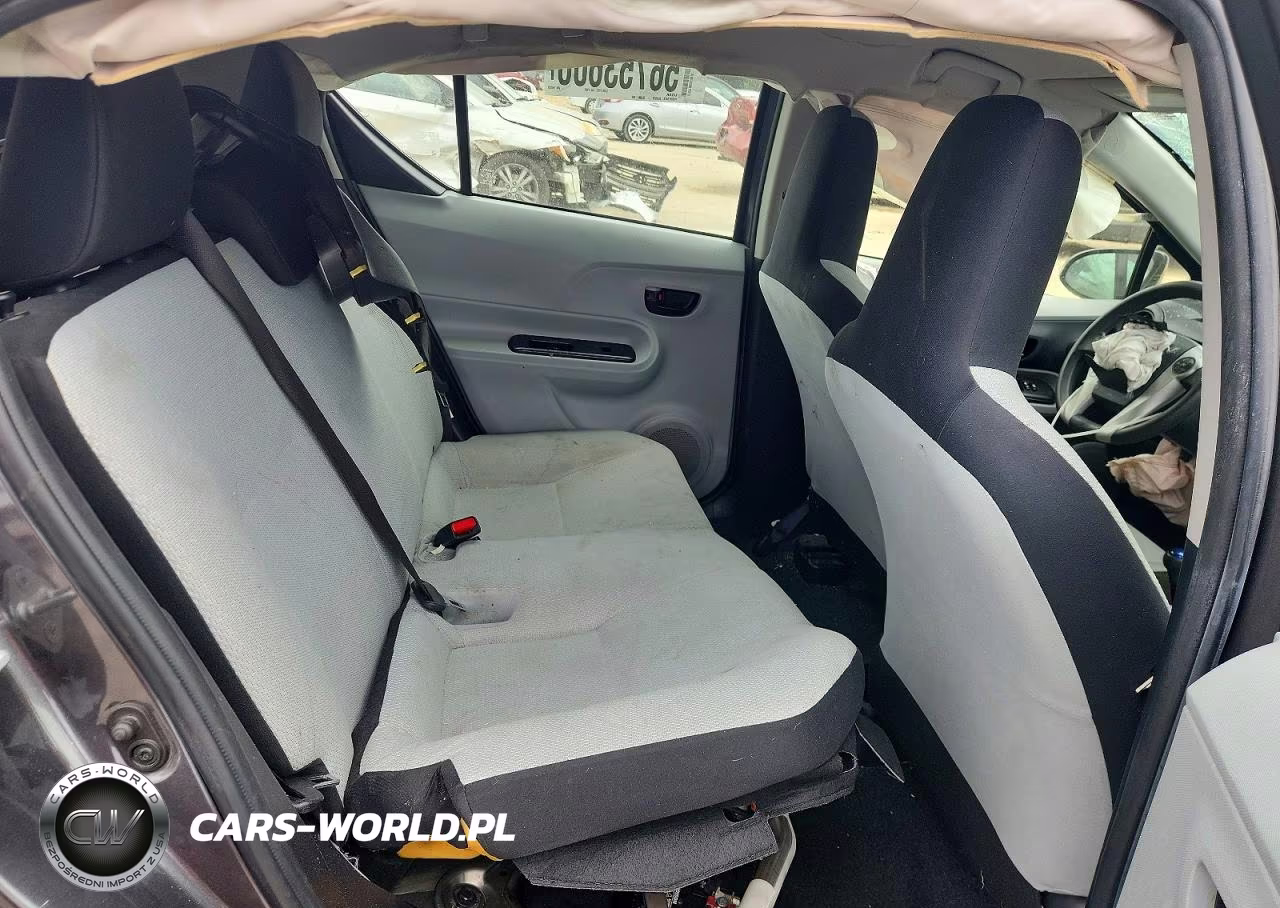 2012 Toyota Prius C One VIN:JTDKDTB32C1518731 - 10