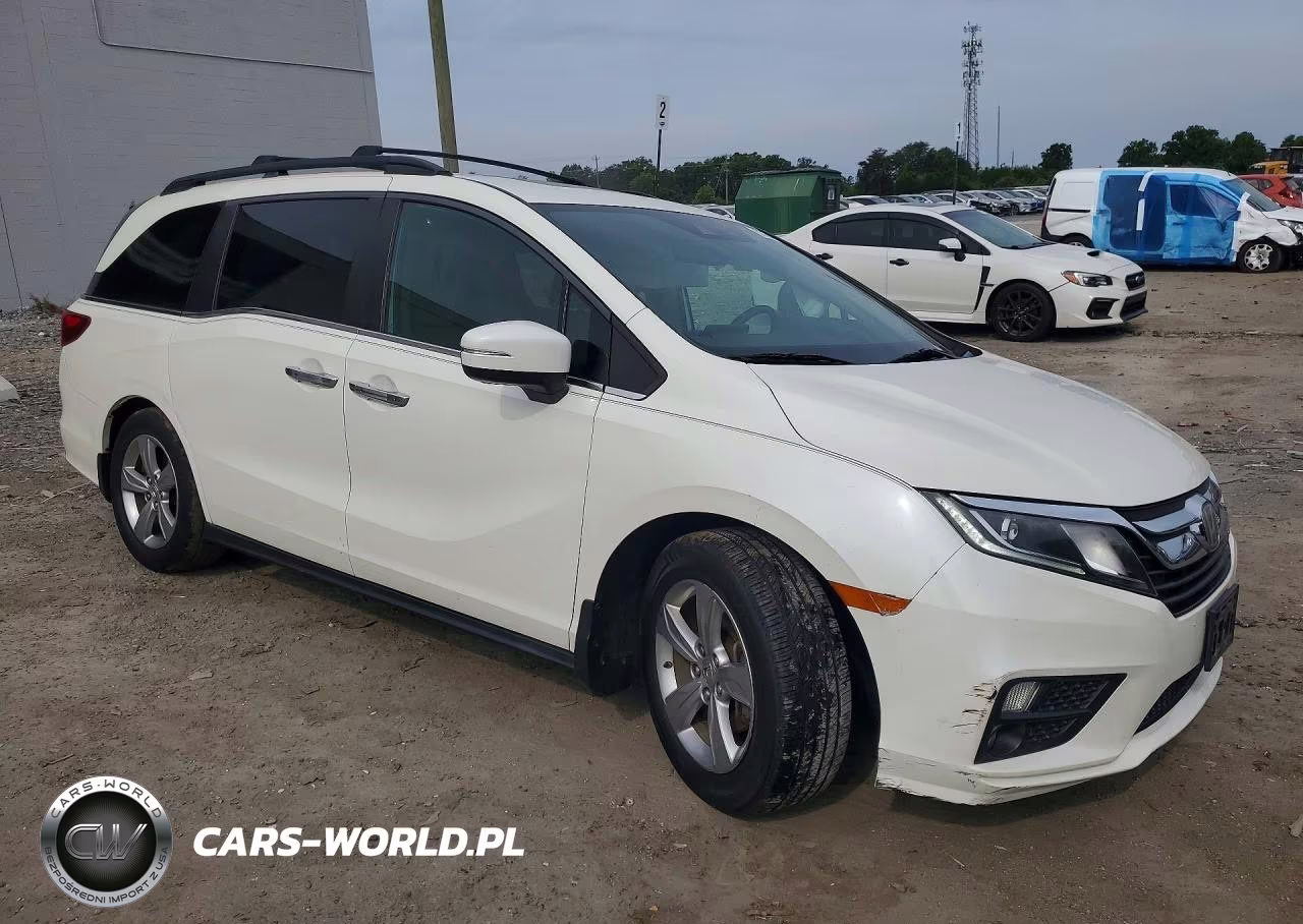 2018 Honda Odyssey Exl VIN:5FNRL6H76JB003328 - 4