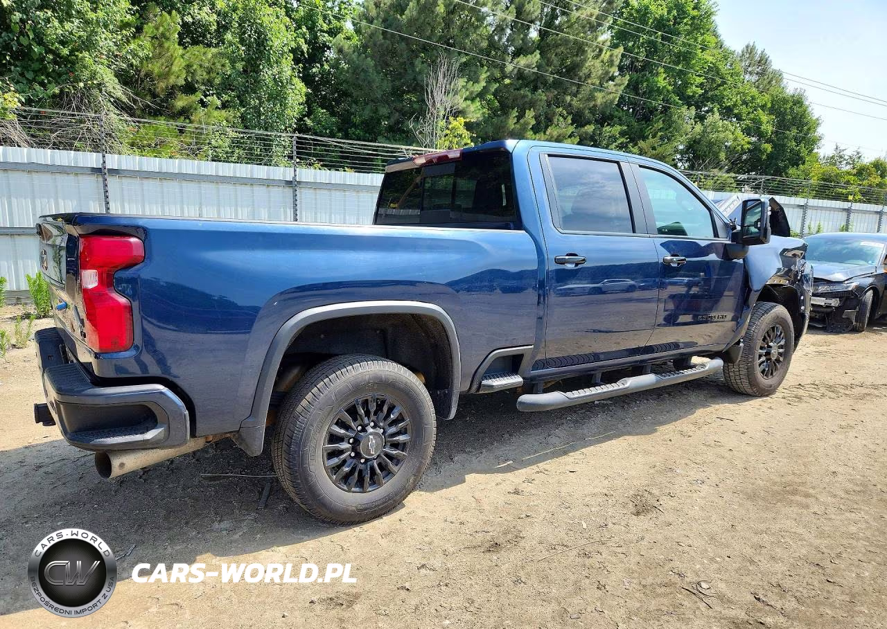 2022 Chevrolet Silv2500 4 VIN:1GC4YNEY3NF166295 - 3