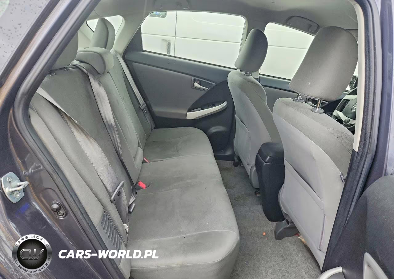 2012 Toyota Prius Two VIN:JTDKN3DU3C1537310 - 10