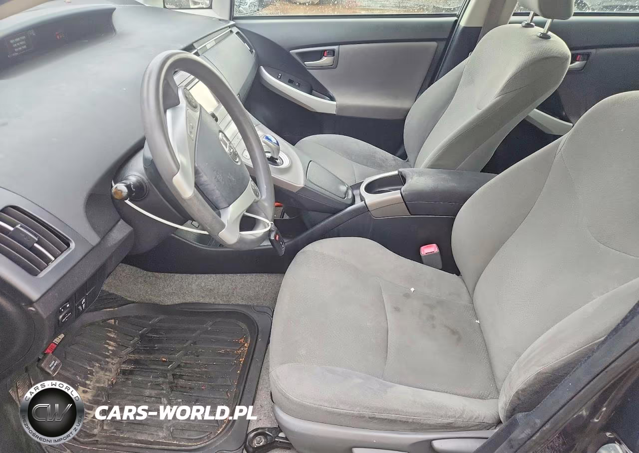 2012 Toyota Prius Two VIN:JTDKN3DU3C1537310 - 7