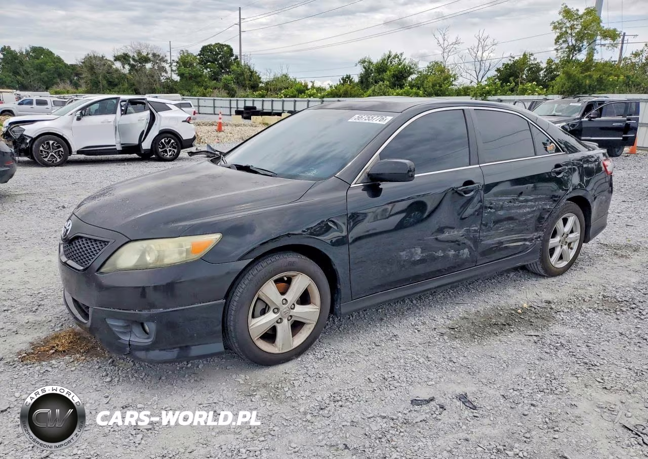 2011 Toyota Camry Se – zdjęcie 1 z 13