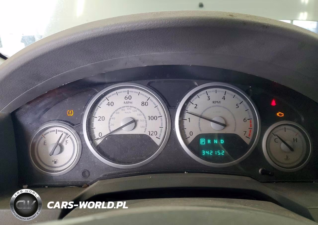 2008 Chrysler Town & Country Lx VIN:2A8HR44H28R664102 - 9