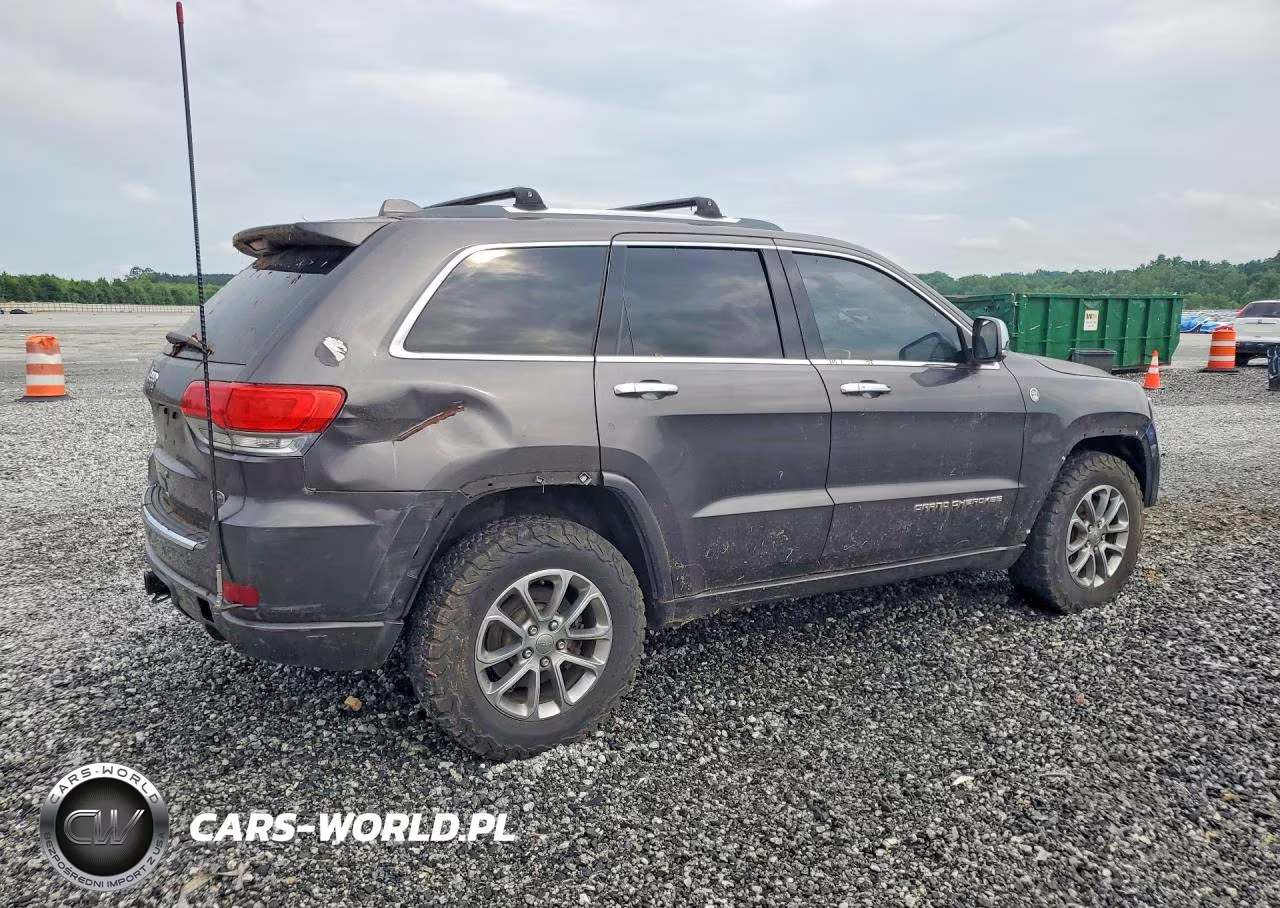 2015 Jeep Grand Cherokee Overland VIN:1C4RJFCM2FC105605 - 3