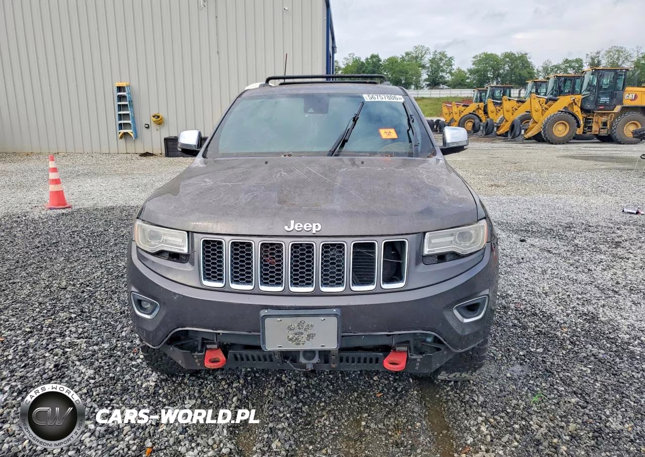 2015 Jeep Grand Cherokee Overland VIN:1C4RJFCM2FC105605 - 5