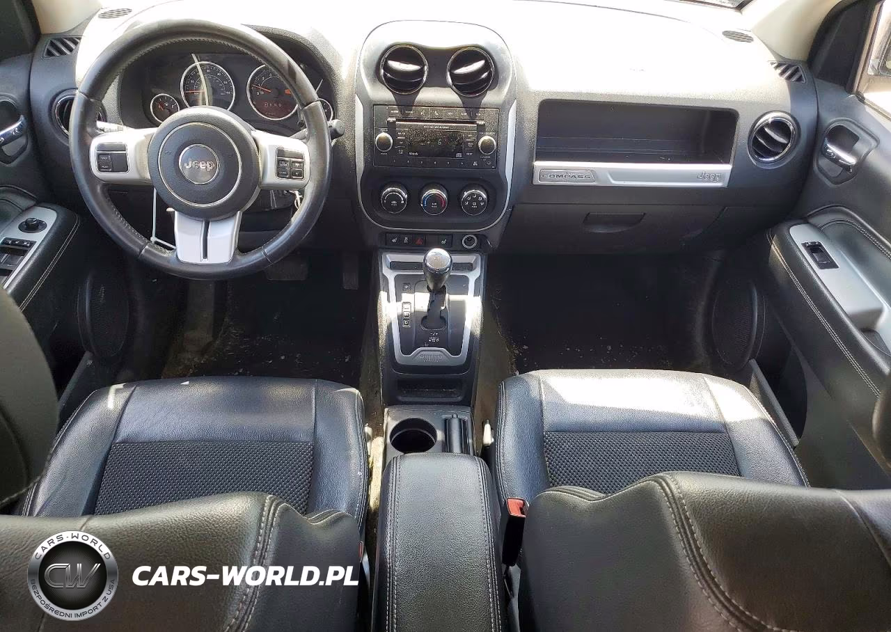 2017 Jeep Compass Latitude VIN:1C4NJDEB5HD106484 - 8