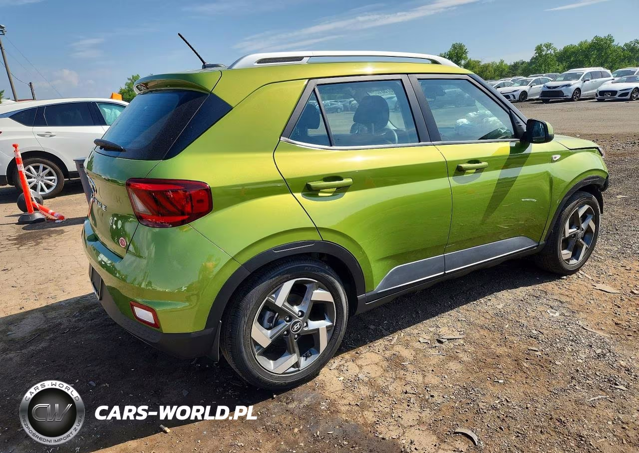 2023 Hyundai Venue Sel VIN:KMHRC8A3XPU256635 - 3