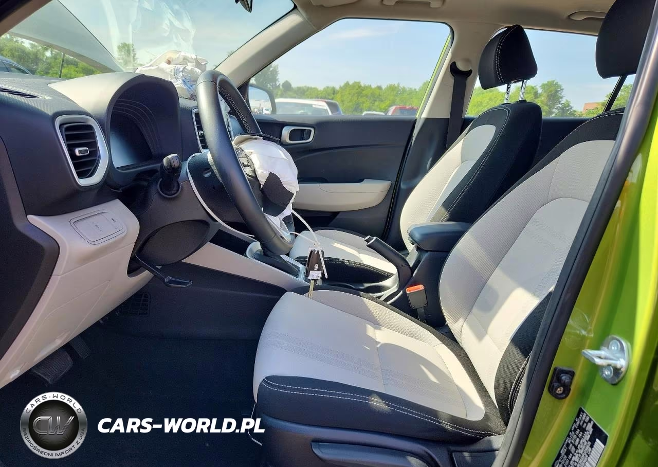 2023 Hyundai Venue Sel VIN:KMHRC8A3XPU256635 - 7