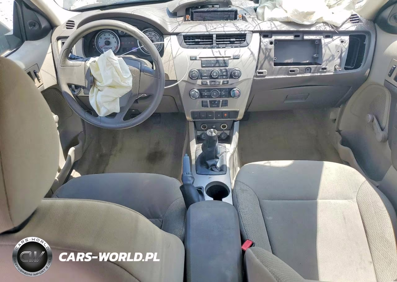 2010 Ford Focus S VIN:1FAHP3EN6AW204729 - 8