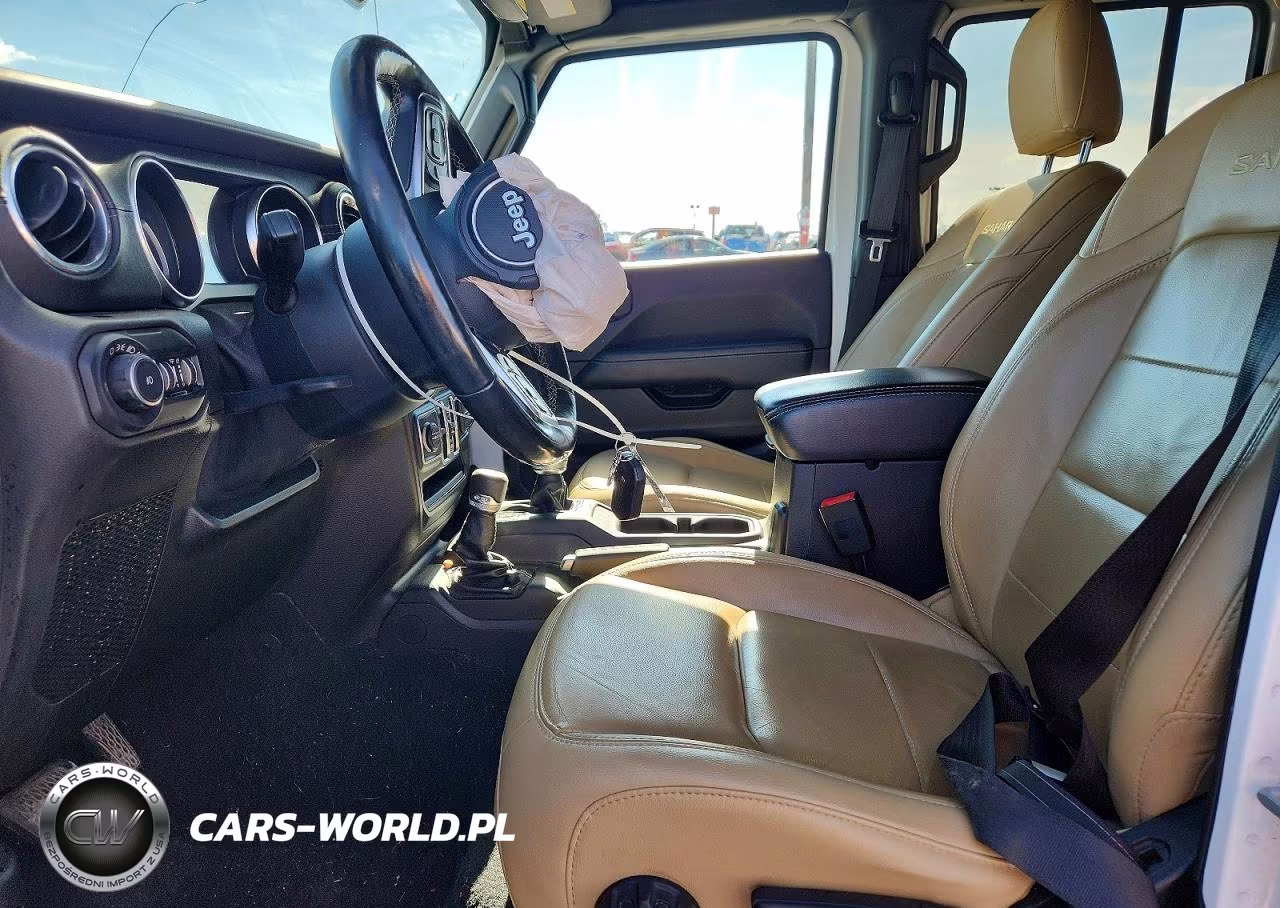2019 Jeep Wrangler Unlimited Sahara VIN:1C4HJXEG2KW541419 - 7