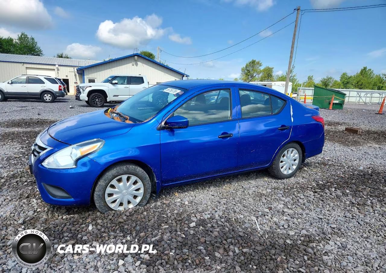 2016 Nissan Versa 1.6 S Plus – zdjęcie 1 z 12