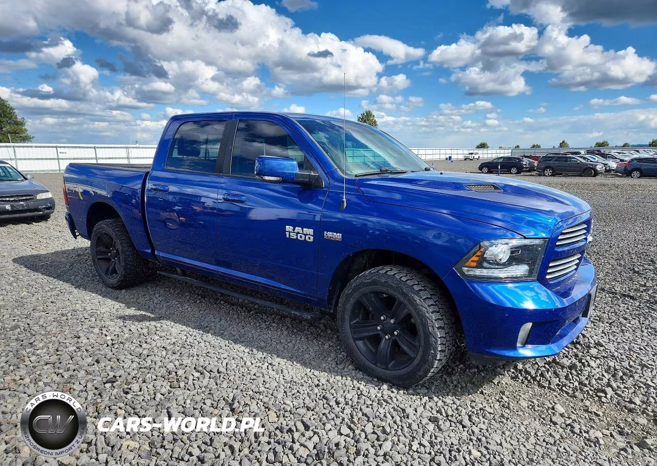 2015 Ram 1500 Sport VIN:1C6RR7MT4FS544046 - 4