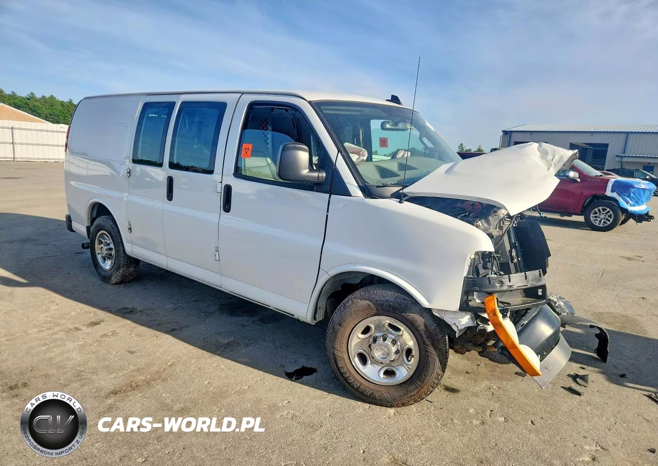 2019 Chevrolet Express G2500 VIN:1GCWGAFP4K1368971 - 4