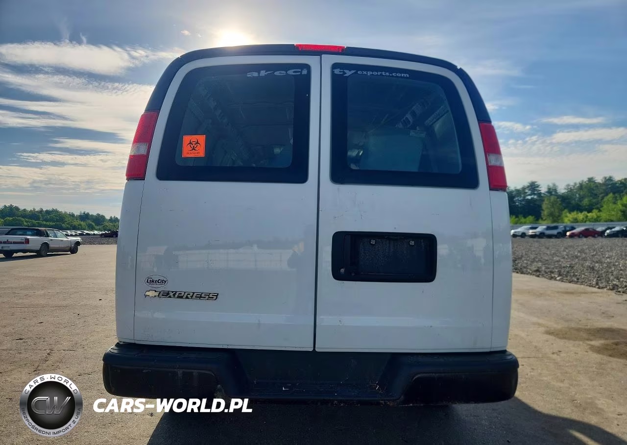 2019 Chevrolet Express G2500 VIN:1GCWGAFP4K1368971 - 6