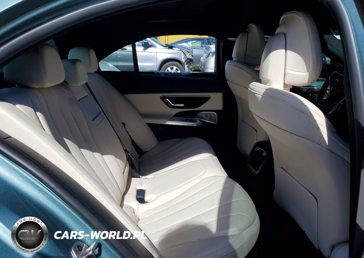 2026 Mercedes-Benz E 350 4Matic VIN:W1KLF4HB3TA230242 - 10