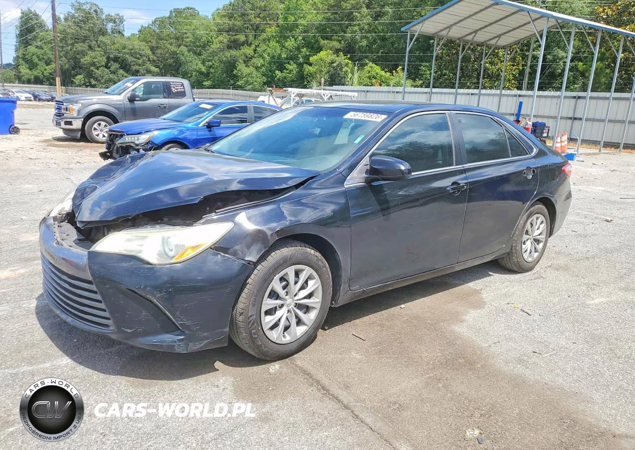 2015 Toyota Camry Le