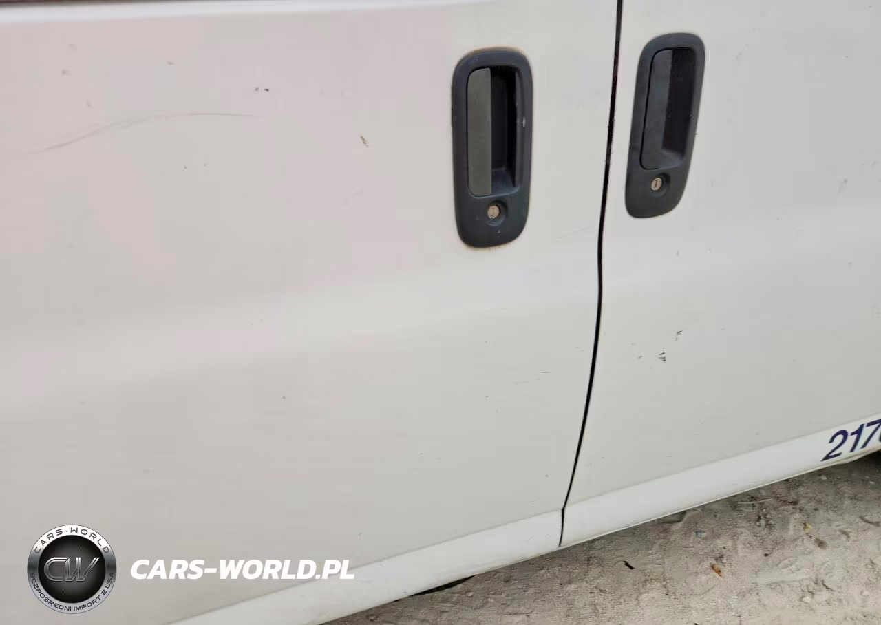 2012 Chevrolet Express G1500 VIN:1GCSGAFX5C1138243 - 11