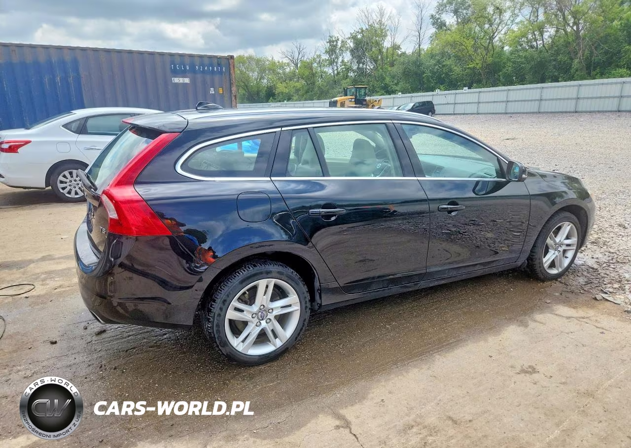 2015 Volvo V60 Premier+ VIN:YV140MEC2F1213623 - 3