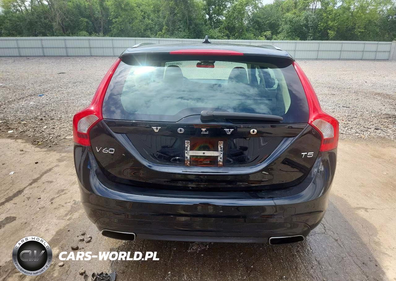 2015 Volvo V60 Premier+ VIN:YV140MEC2F1213623 - 6