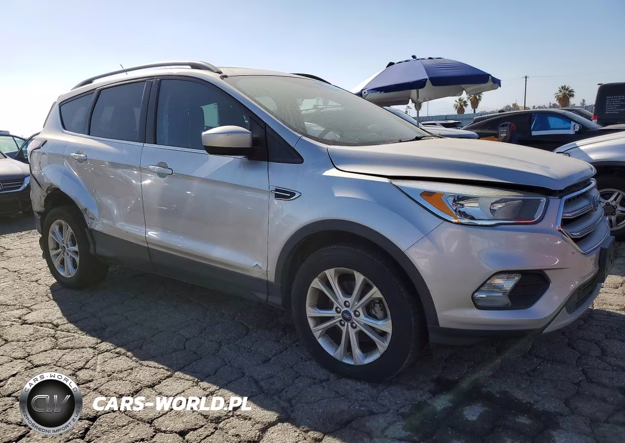 2018 Ford Escape Se VIN:1FMCU0GD1JUA11458 - 4