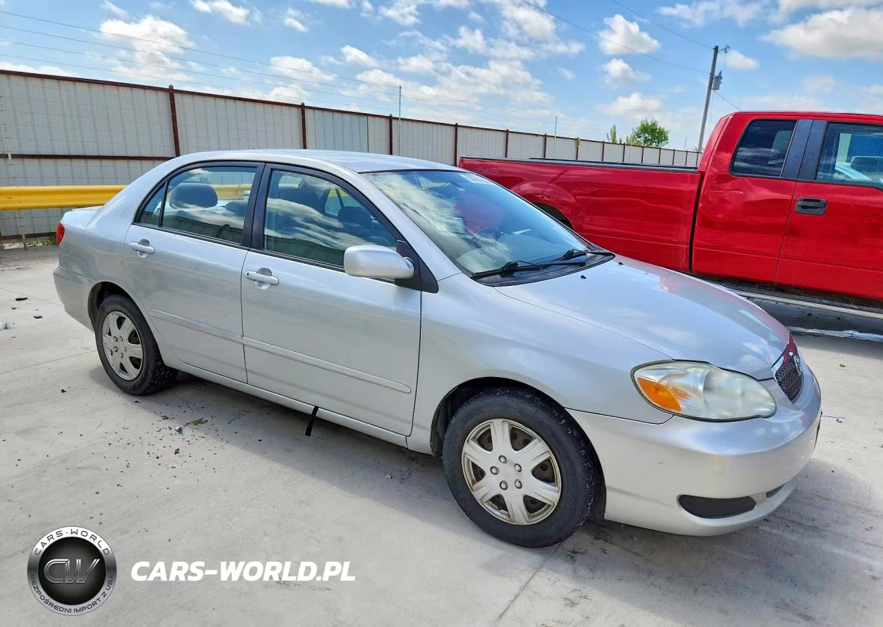 2005 Toyota Corolla Le VIN:1NXBR32E95Z360646 - 4
